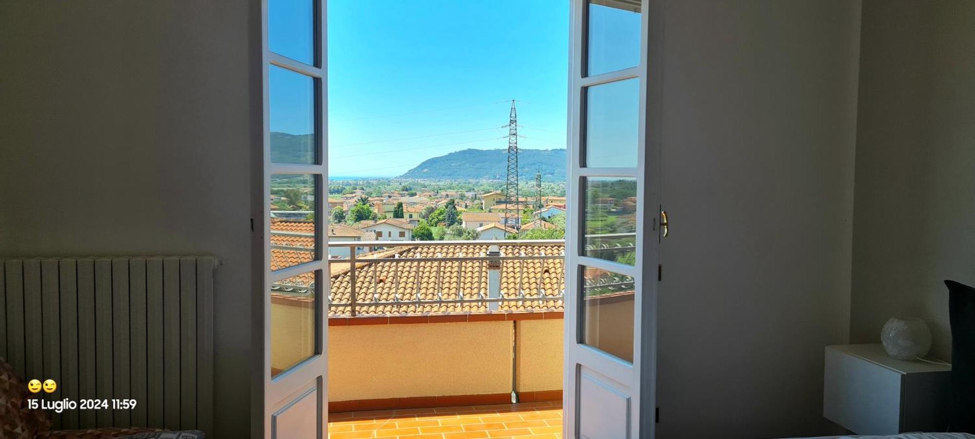 Casa Vacanza Da Menan Castelnuovo Magra Exterior photo